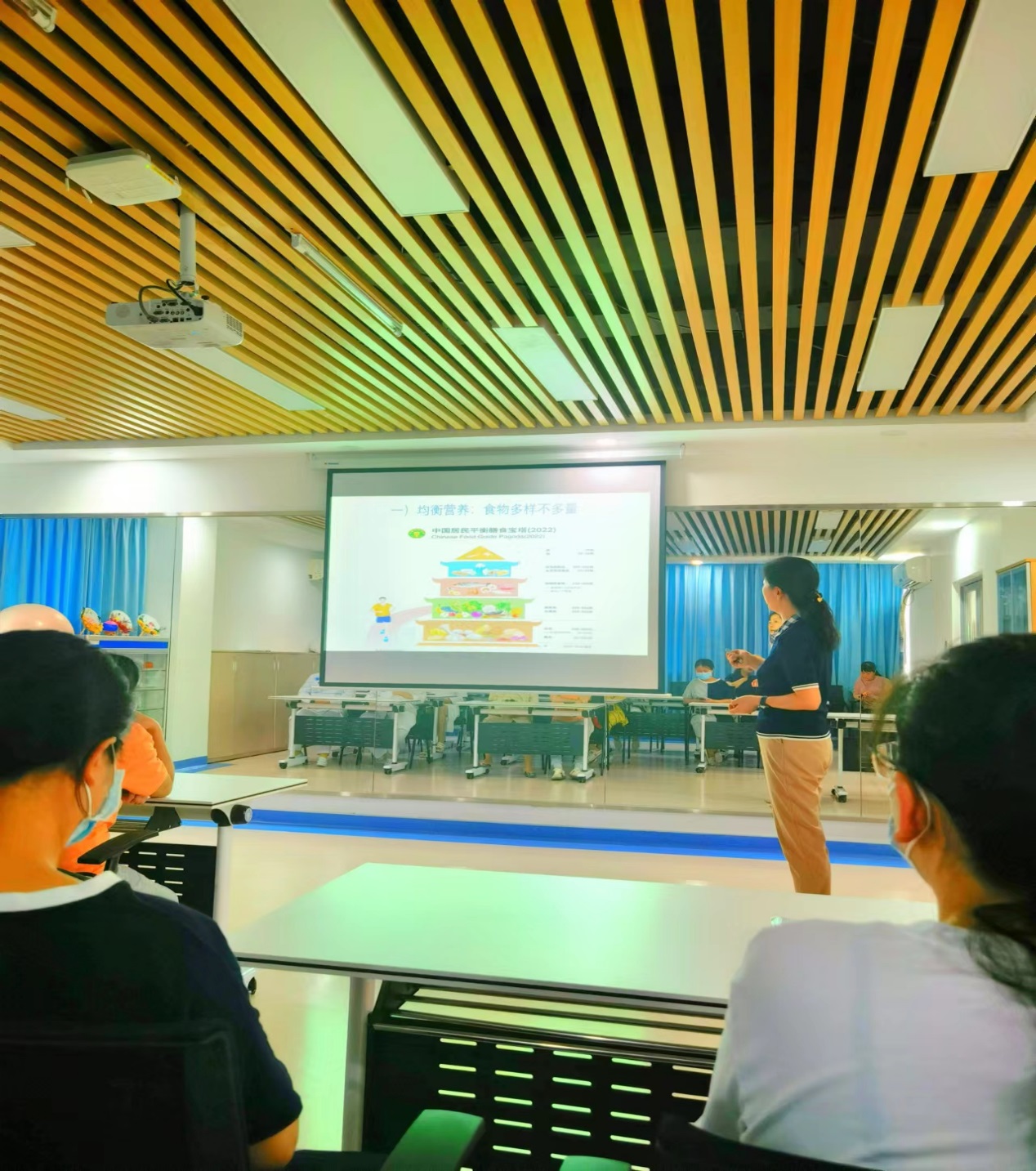 C:\Users\ADMINI~1\AppData\Local\Temp\WeChat Files\615ae28a8e640e0945f374e83d07e89.jpg