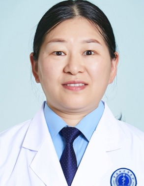 黄彩云