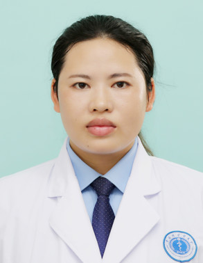李镔薇