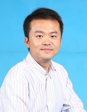 杨轶