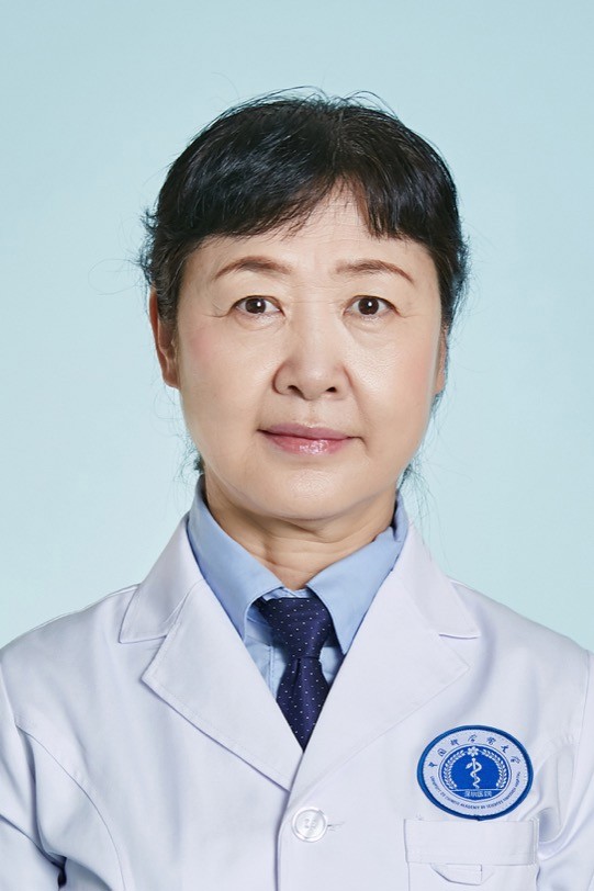 副主任医师 石素英